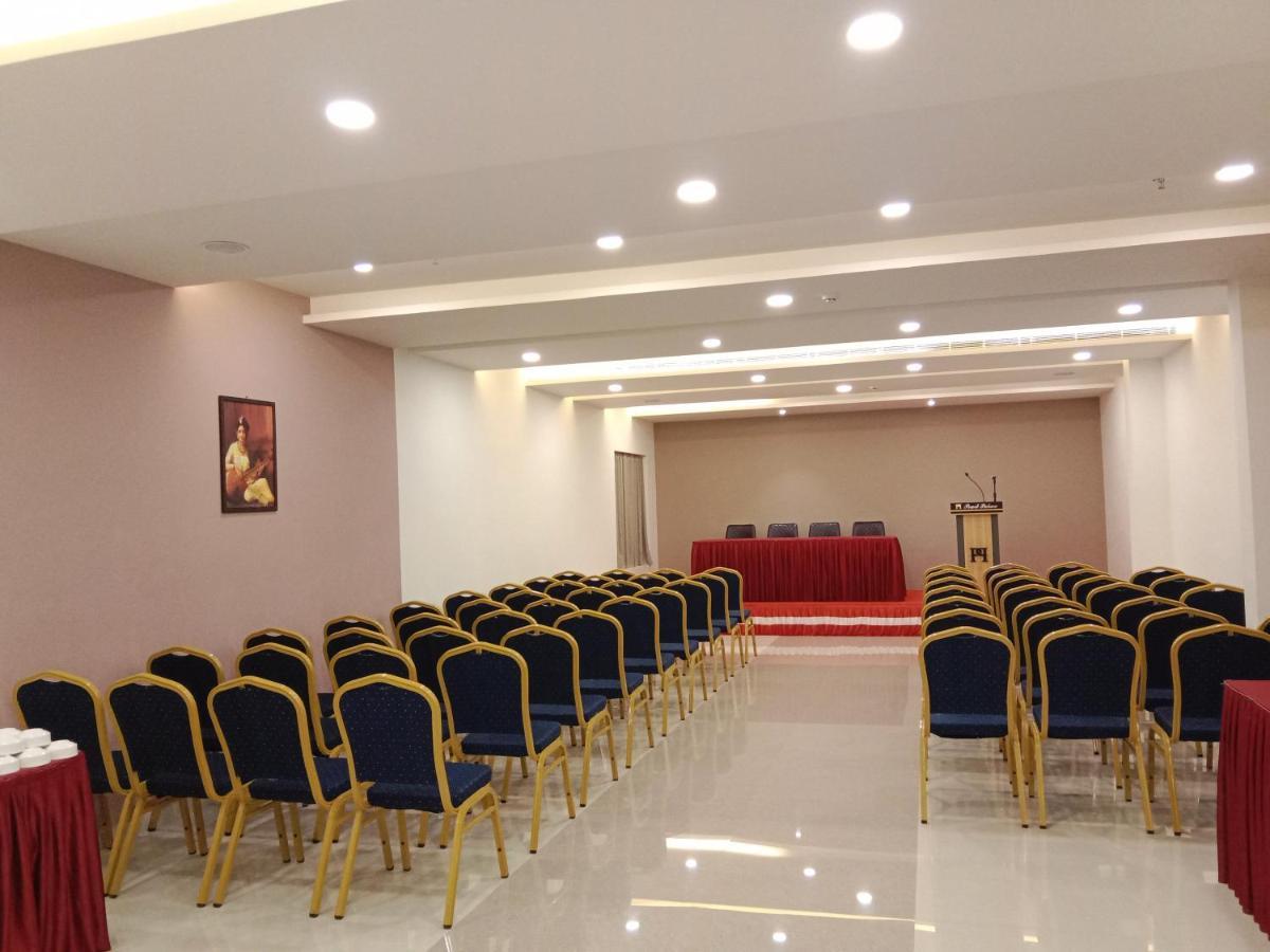 Pearl Palace Attingal Экстерьер фото